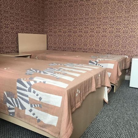 Makenty House Astana Vandrehjem Eksteriør billede